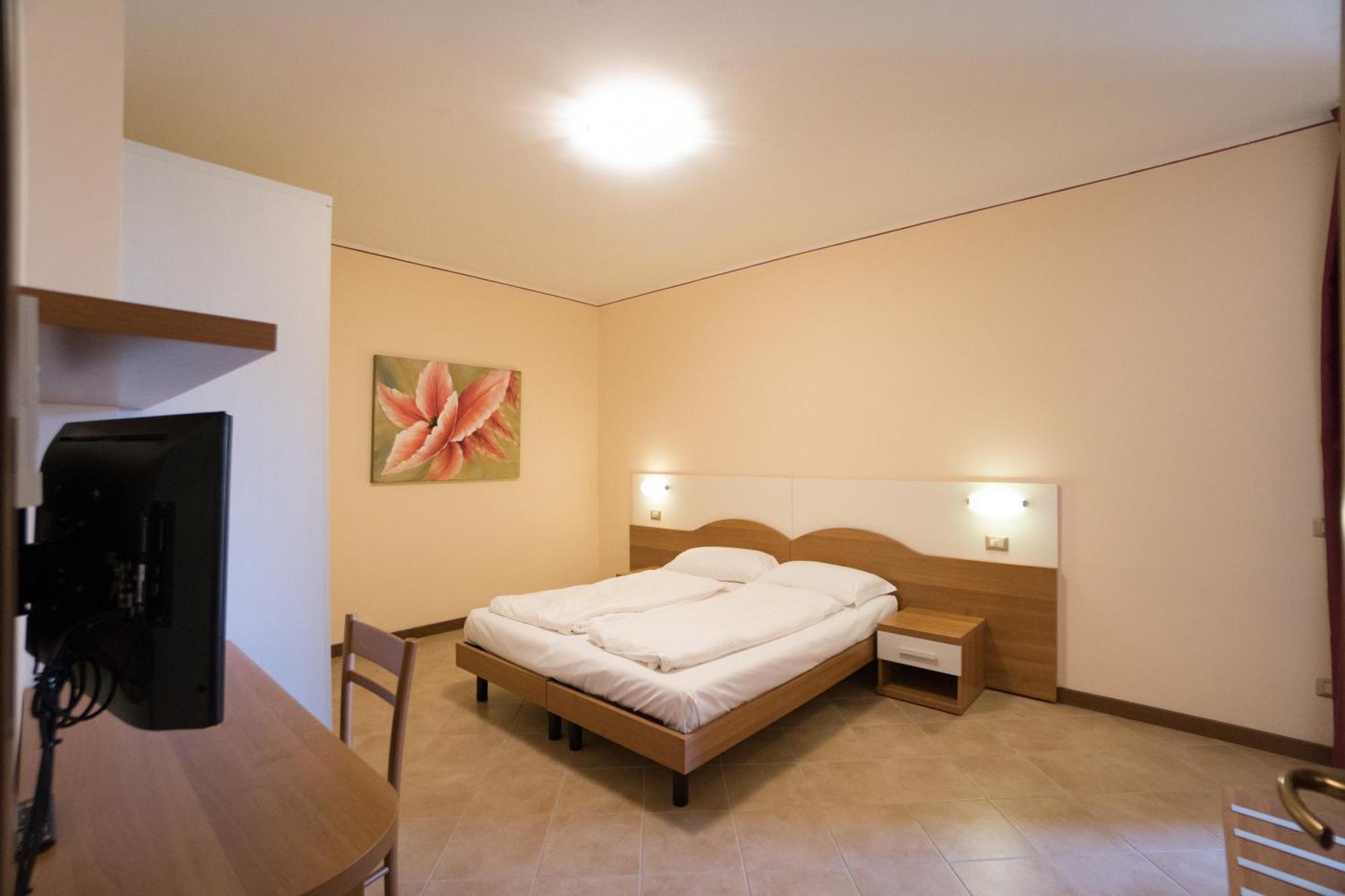 Apartments "Villa Imelda" Limone sul Garda Extérieur photo