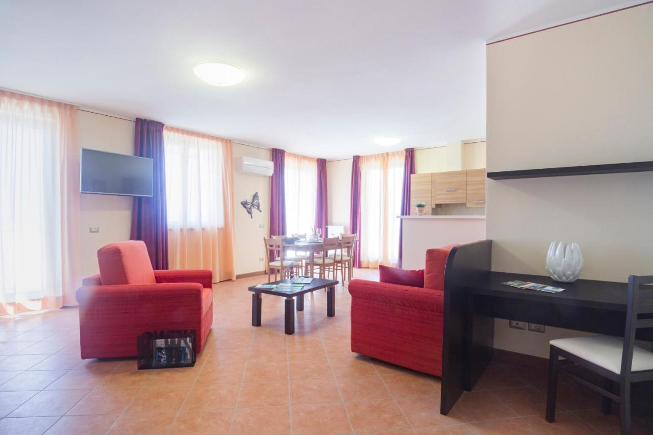 Apartments "Villa Imelda" Limone sul Garda Extérieur photo
