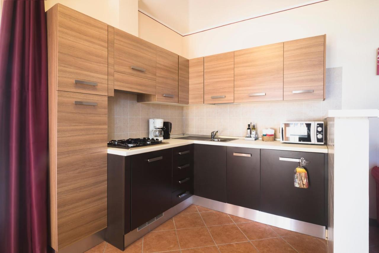 Apartments "Villa Imelda" Limone sul Garda Extérieur photo
